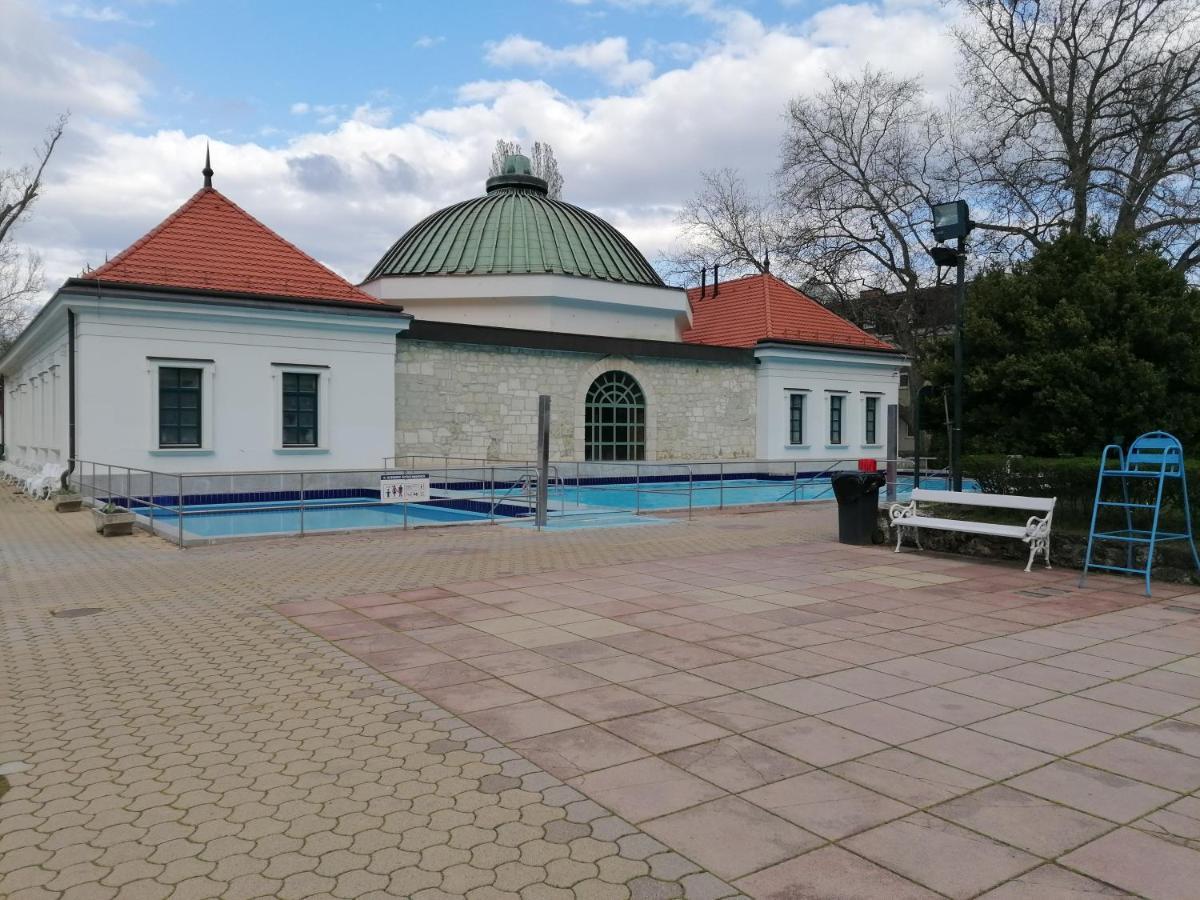 Kertesz Vendeghaz Hotell Eger Exteriör bild