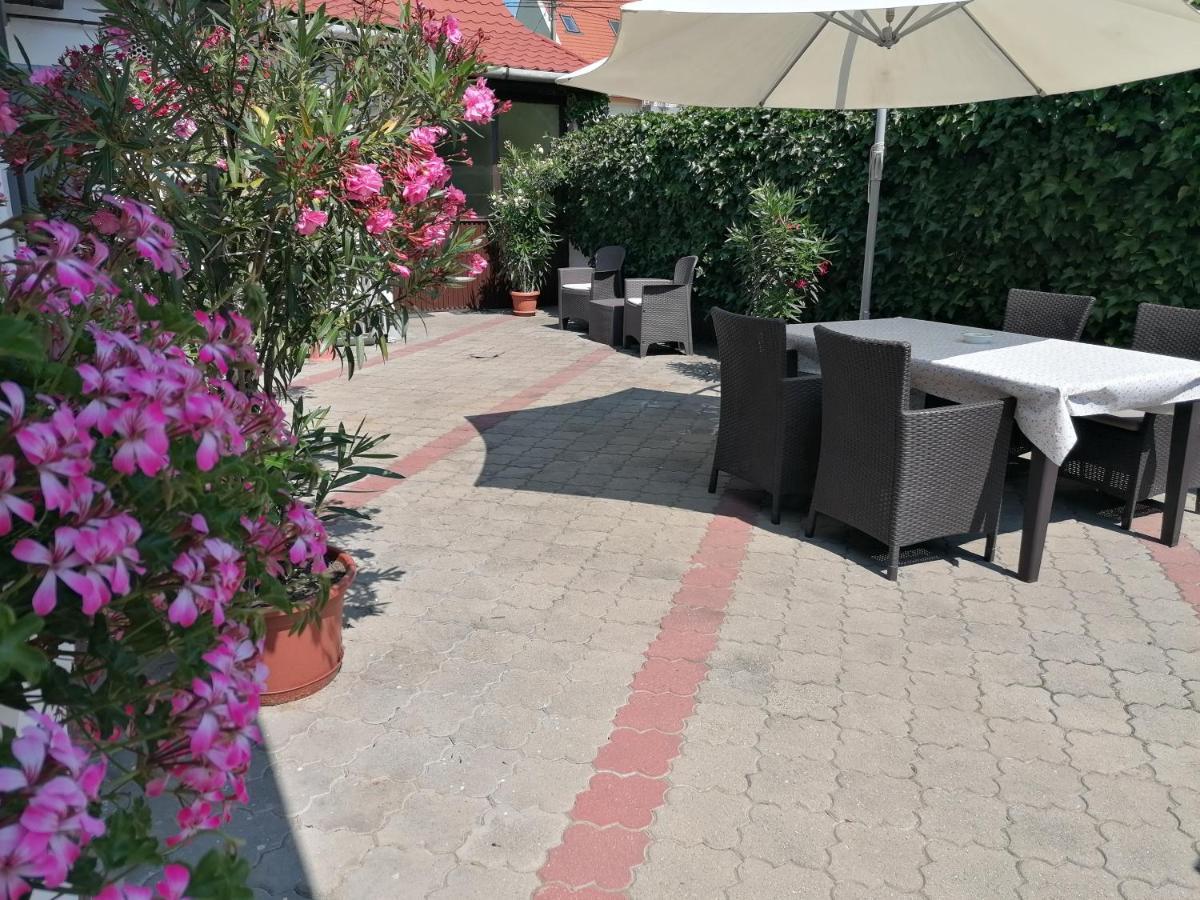 Kertesz Vendeghaz Hotell Eger Exteriör bild